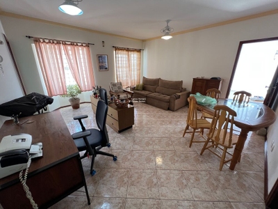 Casa, 3 quartos, 301 m² - Foto 2