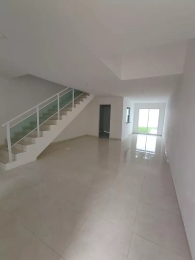 Casa, 3 quartos, 112 m² - Foto 2