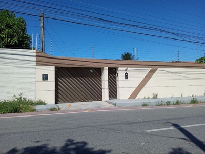 Casa, 3 quartos, 176 m² - Foto 1