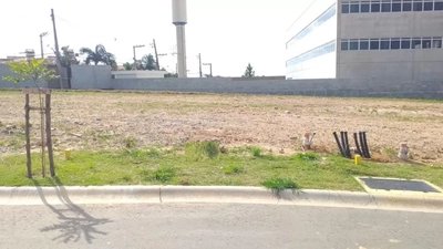 Loteamento e Condomínio, 203 m² - Foto 1