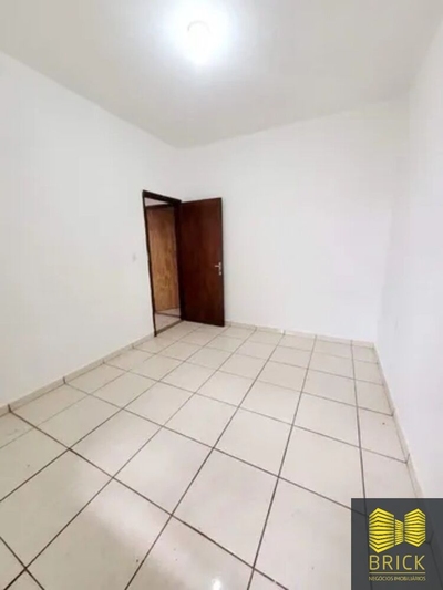 Casa, 2 quartos, 270 m² - Foto 2