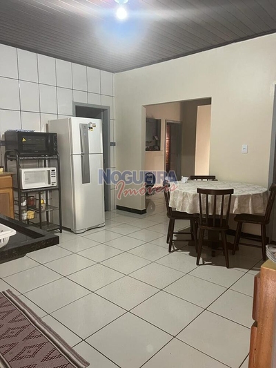 Casa, 2 quartos, 146 m² - Foto 1