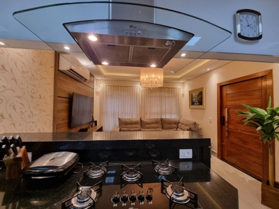 Casa, 6 quartos, 333 m² - Foto 1