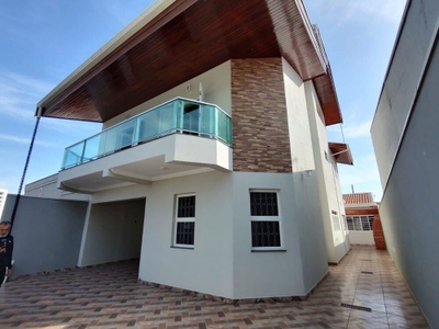 Casa, 4 quartos, 290 m² - Foto 1