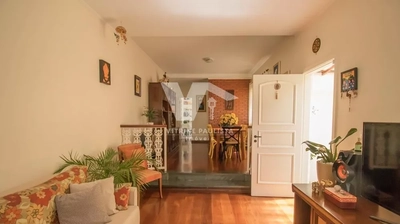 Casa, 4 quartos, 148 m² - Foto 1