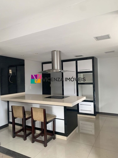 Casa, 3 quartos, 287 m² - Foto 1