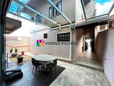 Casa, 3 quartos, 245 m² - Foto 2