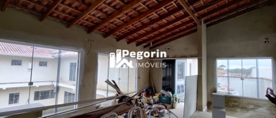 Casa, 4 quartos, 238 m² - Foto 2