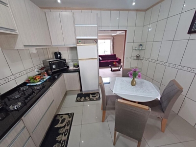 Sobrado, 3 quartos, 160 m² - Foto 2