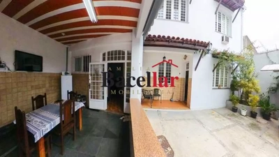 Casa, 3 quartos, 240 m² - Foto 4