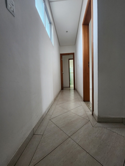 Casa, 3 quartos, 131 m² - Foto 1