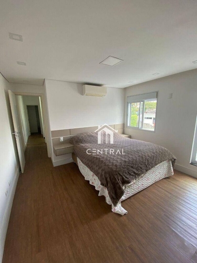 Sobrado, 3 quartos, 244 m² - Foto 2