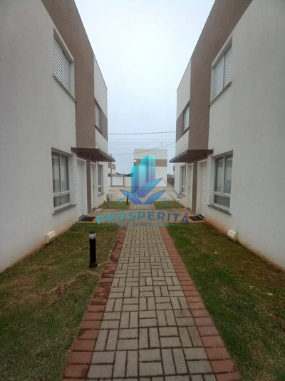 Casa, 2 quartos, 49 m² - Foto 1