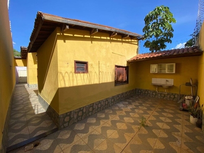 Casa, 2 quartos, 80 m² - Foto 1
