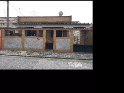 Casa, 2 quartos, 199 m² - Foto 1