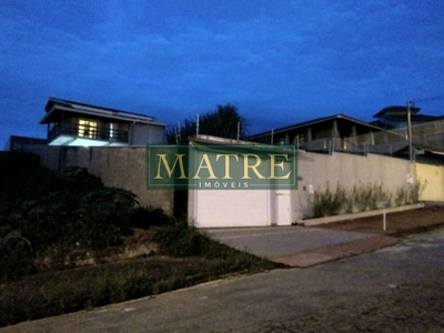 Casa, 4 quartos, 257 m² - Foto 2