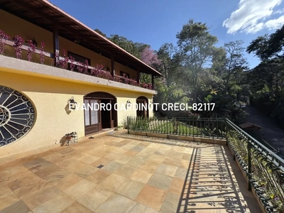 Casa, 4 quartos, 285 m² - Foto 1