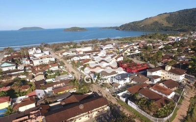 Casa, 5 quartos, 247 m² - Foto 1