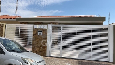 Casa, 3 quartos, 220 m² - Foto 3