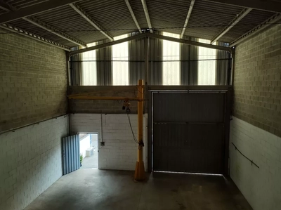 Depósito-Galpão, 120 m² - Foto 2