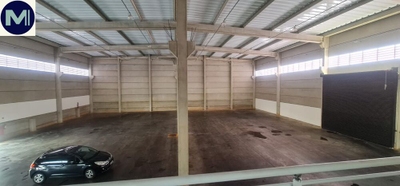 Depósito-Galpão, 1217 m² - Foto 1