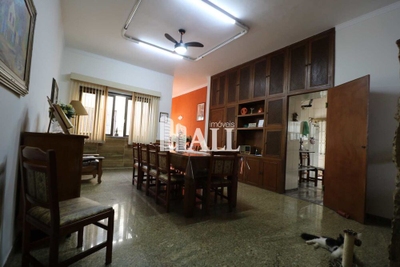 Casa, 3 quartos, 200 m² - Foto 1