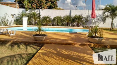 Casa, 3 quartos, 200 m² - Foto 1