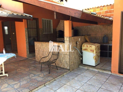 Casa, 3 quartos, 250 m² - Foto 1