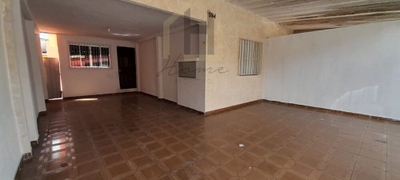 Casa, 2 quartos, 150 m² - Foto 1