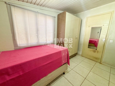 Casa, 6 quartos, 210 m² - Foto 4