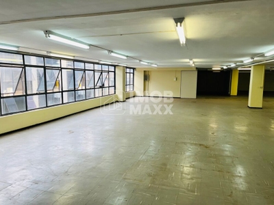 Sala-Conjunto, 3090 m² - Foto 1