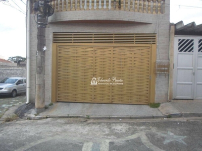 Sobrado, 3 quartos, 222 m² - Foto 1