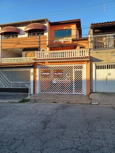 Sobrado, 3 quartos, 220 m² - Foto 1
