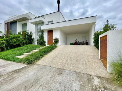 Casa, 3 quartos, 180 m² - Foto 1