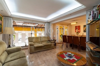 Casa, 4 quartos, 228 m² - Foto 2