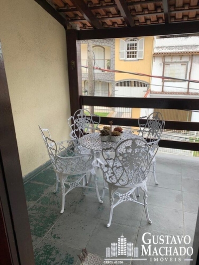 Casa, 6 quartos, 200 m² - Foto 1