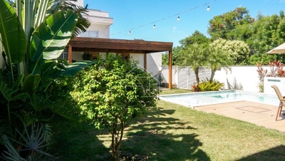 Casa de Condomínio, 4 quartos - Foto 1