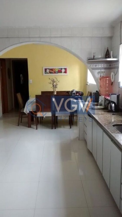 Casa, 3 quartos, 240 m² - Foto 3