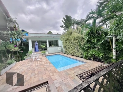 Casa, 4 quartos, 526 m² - Foto 1