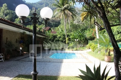 Casa, 4 quartos, 339 m² - Foto 1