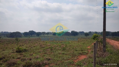 Sítio, 3 quartos, 44 m² - Foto 1