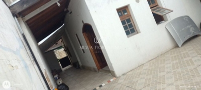 Casa, 3 quartos, 250 m² - Foto 1