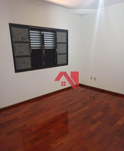 Sobrado, 4 quartos, 350 m² - Foto 2