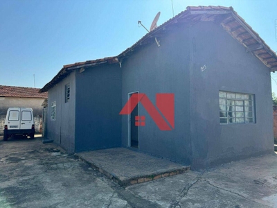 Casa, 2 quartos, 70 m² - Foto 1