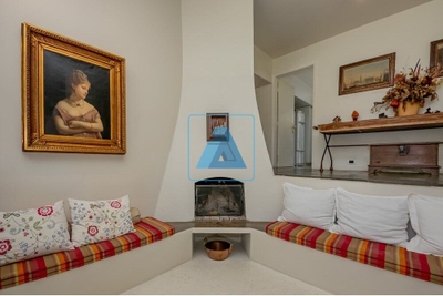 Casa, 4 quartos, 295 m² - Foto 1