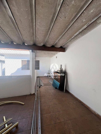 Casa, 2 quartos, 240 m² - Foto 2