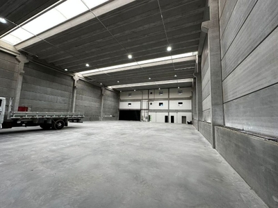 Depósito-Galpão, 1360 m² - Foto 1