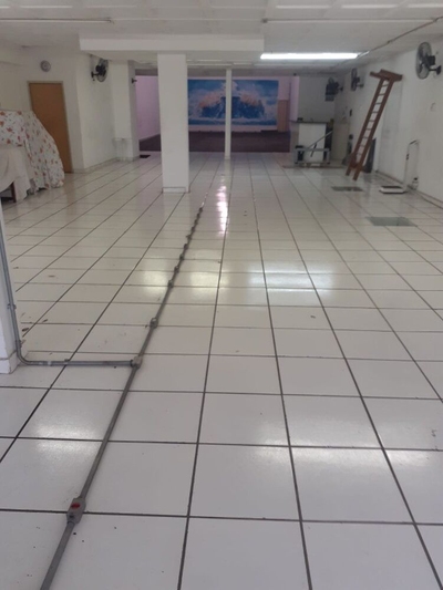 Loja-Salão, 400 m² - Foto 1