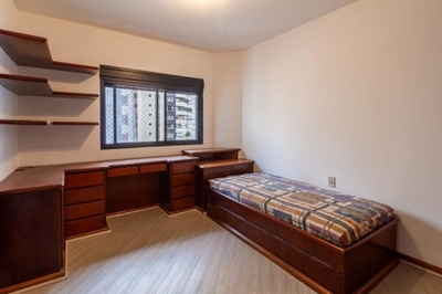 Apartamento, 4 quartos, 210 m² - Foto 1