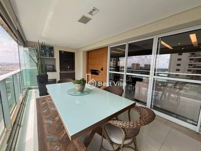 Apartamento, 3 quartos, 212 m² - Foto 1